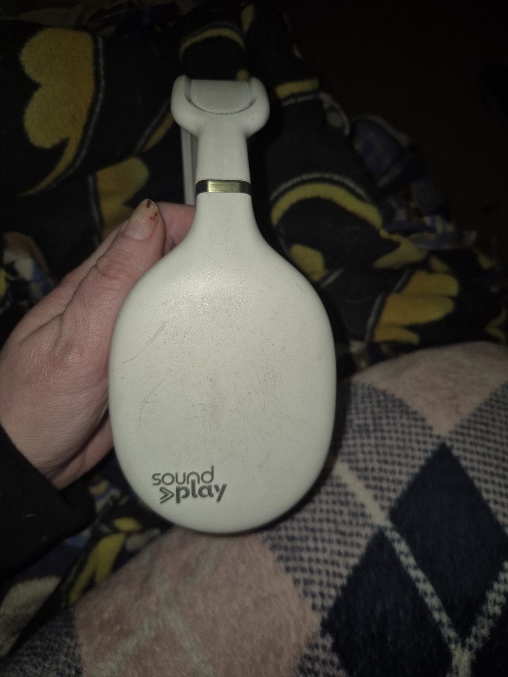Sound Play White Wireless Portable On-Ear Headphones